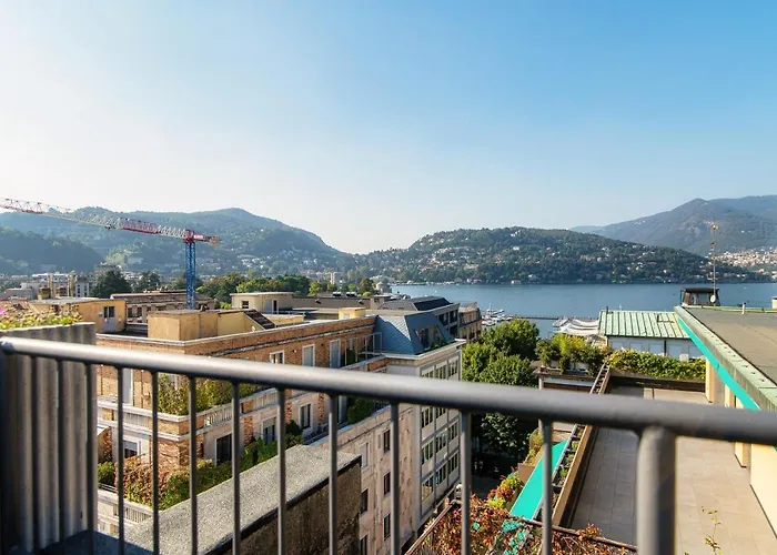 Apartment Terrazza Rooftop - By Myhomeincomo