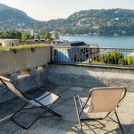 Terrazza Rooftop - By Myhomeincomo Apartment