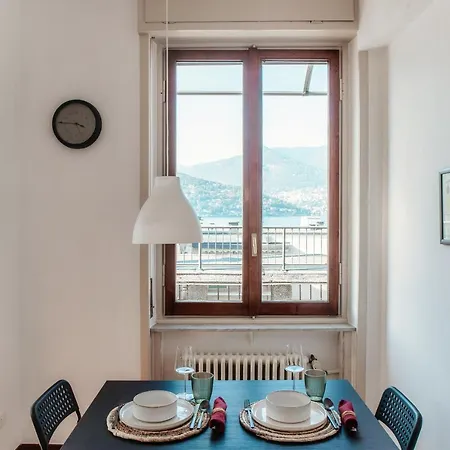 Apartment Terrazza Rooftop - By Myhomeincomo Como