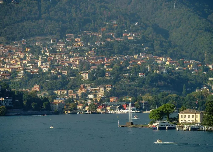 アパート Terrazza Rooftop - By Myhomeincomo